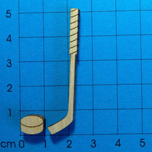 Lade das Bild in den Galerie-Viewer, Eishockeyschläger mit Puck aus Holz