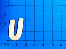 Lade das Bild in den Galerie-Viewer, Buchstaben in 2,3cm aus Holz
