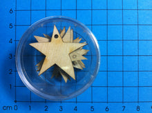 Lade das Bild in den Galerie-Viewer, Stern aus Holz