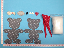 Lade das Bild in den Galerie-Viewer, Teddy aus Filz zum Nähen Geschenkidee zum Geburtstag, Geschenkidee, Teddy Nähset, Teddy zum basteln, Geschenkidee zur Geburt, Teddy zum Nähen, Nähen für Anfänger, Geschenkidee Baby, Geschenkidee zur Hochzeit, Teddy zum selbermachen, Teddy zum Nähen, Geschenkidee, Teddy Nähset, Geschenkidee zum Geburtstag, Geschenkidee zur Hochzeit, Geschenkidee zur Geburt, Teddy zum selbermachen, Geschenkidee Baby, Teddy zum basteln, Nähen für Anfänger, TEF 1715SB-P87
