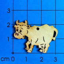 Lade das Bild in den Galerie-Viewer, Kuh aus Holz