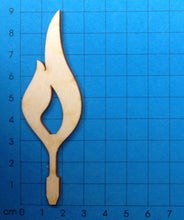 Lade das Bild in den Galerie-Viewer, Flamme aus Holz für Kantholz