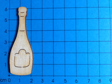 Lade das Bild in den Galerie-Viewer, Sektflaschen aus Holz