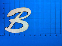 Lade das Bild in den Galerie-Viewer, Buchstaben in Schreibschrift 5cm aus Holz