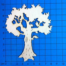 Lade das Bild in den Galerie-Viewer, Baum / Obstbaum mit Laub aus Holz