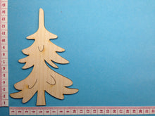 Lade das Bild in den Galerie-Viewer, Fichte/Tannenbaum einfache Krone aus Holz  Dekoidee Weihnachten, Bastelideen aus Holz, Weihnachtsbaum aus Holz, Tannenbaumausholz, Tannenbaum bemalen, Basteln Weihnachtszeit, Weihnachtsdeko, Weihnachtsgeschenke, Basteln mit Kindern Weihnachten einfach, Weihnachtsbasteln, Basteln mit Kindern, Tannenbäume für Landschaften, Basteln mit Kindern Winter, Dekoidee Winter,  Weihnachtsdeko, Basteln Weihnachtszeit, Weihnachtsbaum aus Holz, Dekoidee Weihnachten, Weihnachtsgeschenke, Basteln mit Kindern, Basteln mit K
