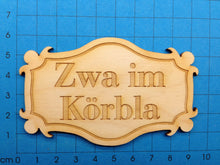 Lade das Bild in den Galerie-Viewer, Zwa im Körbla 9cm Schild für alle Anlässe, Holz bemalen, Basteln mit Holz, Schrifttafeln, Holzideen , Holz bemalen Acryl, Basteln mit Holz für Kinder, Holzteile bemalen, Holzkunst, Schilder mit Schriftzug, Banner mit Schriftzug zum Geburtstag, Holzteile, Schild zum Basteln, Basteln mit Holz, Schrifttafeln, Holzteile bemalen, Schild für alle Anlässe, Schilder mit Schriftzug, Holz bemalen, Holzideen , Schild zum Basteln, Holz bemalen Acryl, Holzkunst, Basteln mit Holz, Holzteile, Banner mit Schriftzug zum G