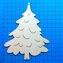 Lade das Bild in den Galerie-Viewer, Tannenbaum breit aus Holz