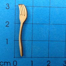 Lade das Bild in den Galerie-Viewer, Gabel aus Holz Deco Bierfeste, Streuteile basteln, Karte zum Geburtstag basteln, Gabel aus Holz, Einladungskarten basteln, Streuteile diy, Schinken aus Holz, Holzteile bemalen, Geschenk zum Geburtstag, Basteln mit Holzteilen, Deco für Gartenparty, Dirnd Trachtenhut aus Holz, Holzteile zum Selbstgestalten, Basteln mit Kindern, Streuteile Holz, Basteln mit Holz, Holzteilechen, Oktoberfestdeko, Kleine Holzteile, Tischdeko selber machen, BZH 3803