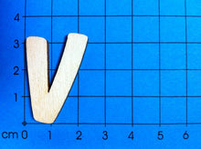 Lade das Bild in den Galerie-Viewer, Buchstaben in 3,3cm aus Holz