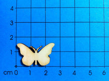 Lade das Bild in den Galerie-Viewer, Schmetterling aus Holz