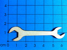 Lade das Bild in den Galerie-Viewer, Doppelmaulschlüssel aus Holz