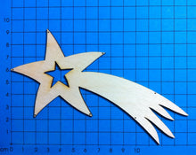 Lade das Bild in den Galerie-Viewer, Kometen mit Löcher aus Holz