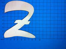 Lade das Bild in den Galerie-Viewer, Buchstaben in Schreibschrift 10cm aus Holz