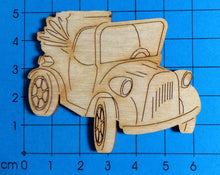 Lade das Bild in den Galerie-Viewer, Oldtimer aus Holz