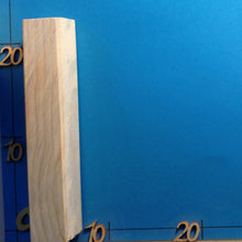 Lade das Bild in den Galerie-Viewer, Holzsäule klein 4x4cm Holzbastelartikel, Dekoidee aus Holz für Zuhause, Kinder basteln Pfostentiere, Gartendeko mit Holz gestalten, Basteln mit Kindern, Bastelzubehör aus Holz, Kerzen Dekoration gestalten, Bastelzubehör aus Holz, Dekoidee aus Holz für Zuhause, Basteln mit Kindern, Kinder basteln Pfostentiere, Holzbastelartikel, Gartendeko mit Holz gestalten, Kerzen Dekoration gestalten, HZS 4422