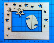 Lade das Bild in den Galerie-Viewer, Rahmen mit Komet und Sterne aus Holz
