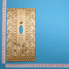 Lade das Bild in den Galerie-Viewer, Pompom Kühe aus Holz Basteln mit Kindern, gestalten, Bastelset aus Holz, Frühjahrsdeko basteln, Kühe bemalen, Bommel-Tiere basteln, Pompom Tiere aus Holz, Dekoration mit Kindern, Bastelset für den Bauenhof, WKU 6203SB