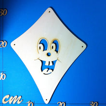 Lade das Bild in den Galerie-Viewer, Drachen mit Gesicht aus Holz Dekoration für den Herbst, Dekoidee für Zuhause, Figuren aus Holz basteln, Drachen malen, Kinder basteln Herbstfiguren, Bastelzubehör aus Holz, Figuren aus Holz malen, basteln mit Kindern, Holzbastelartikel, Figuren aus Holz basteln, Kinder basteln Herbstfiguren, Dekoidee für Zuhause, Bastelzubehör aus Holz, Figuren aus Holz malen, Holzbastelartikel, Drachen malen, basteln mit Kindern, Dekoration für den Herbst, DRH 4030