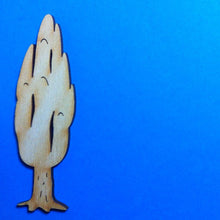 Lade das Bild in den Galerie-Viewer, Baum / Pappel aus Holz