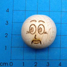 Lade das Bild in den Galerie-Viewer, Holzkugeln mit Gesicht (25mm)