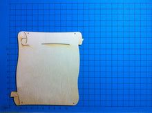 Lade das Bild in den Galerie-Viewer, Schild Antike Schriftrolle aus Holz