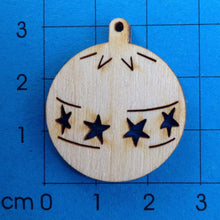 Lade das Bild in den Galerie-Viewer, Kugel für Christbaum aus Holz