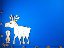 Lade das Bild in den Galerie-Viewer, Rentier nach vorne schauend aus Holz