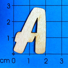 Lade das Bild in den Galerie-Viewer, Buchstaben in 2,8cm aus Holz