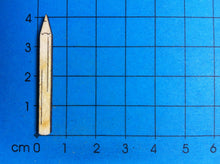 Lade das Bild in den Galerie-Viewer, Stift aus Holz