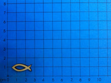 Lade das Bild in den Galerie-Viewer, Fische mit Ausschnitt aus Holz