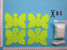 Lade das Bild in den Galerie-Viewer, Schmetterlinge aus Filz zum Nähen Bastelideen für Oma, Nähen für Anfänger, Nähen für Kinder, Nähen mit Kindern, Basteln im Frühling, Bastelideen für Kinder, Bastelideen für Mama, Schmetterling, Basteln für den Frühling, Bastelideen zum Geburtstag, Schmetterling aus Filz, Geschenkidee, Basteln mit Kindern, Frühlingsideen, Schmetterling Nähset, Muttertag, Dekoidee Frühling,  Bastelideen für Oma, Nähen für Kinder, Muttertag, Bastelideen für Kinder, Geschenkidee, Schmetterling, Nähen mit Kindern, Basteln im Fr