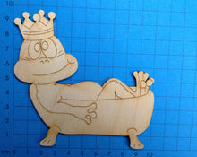 Lade das Bild in den Galerie-Viewer, Frosch in Badewanne aus Holz