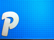 Lade das Bild in den Galerie-Viewer, Buchstaben in 12cm aus Holz