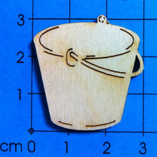 Lade das Bild in den Galerie-Viewer, Dekoidee , Basteln mit Kindern, Besen zum Basteln, Basteln mit Kindern einfach, Geschenke selbst gestalten, Hexenbesen bemalen, Basteln mit Kindern, Besen aus Holz, Bastelideen aus Holz, PUH 7803