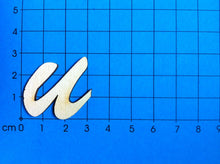 Lade das Bild in den Galerie-Viewer, Buchstaben in Schreibschrift 5cm aus Holz