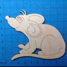 Lade das Bild in den Galerie-Viewer, Maus sitzend aus Holz Kleinteile zum bemalen, Bastelset aus Holz, Mäuse mit Kindern malen, Dekoration mit Kindern gestalten, Maus zum Basteln, Haustiere malen, Frühjahrsdekoration gestalten, Maus aus Holz, Tiere aus Holz malen, Jahrsesdeko basteln, Geschenkideen zum basteln, Tiere aus Holz basteln, Basteln mit Kindern, Kleinteile zum bemalen, Maus zum Basteln, Frühjahrsdekoration gestalten, Bastelset aus Holz, Tiere aus Holz malen, Basteln mit Kindern, Dekoration mit Kindern gestalten, Haustiere malen, Ma