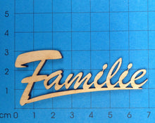 Lade das Bild in den Galerie-Viewer, Schriftzug "Familie" aus Holz