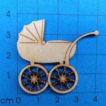 Lade das Bild in den Galerie-Viewer, Kinderwagen aus Holz