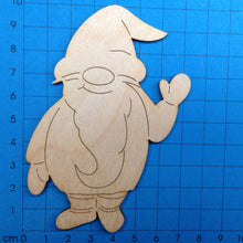 Lade das Bild in den Galerie-Viewer, Wichtel aus Holz