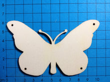 Lade das Bild in den Galerie-Viewer, Schmetterling aus Holz