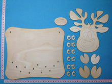 Lade das Bild in den Galerie-Viewer, 23cm Tafel mit Rudi Türschilder basteln, Basteln mit Holz für Kinder, Schilder aus Holz, Basteln mit Holz, Türschild, Adventskalender selbst gestalten, Holzideen , Holz bemalen, Schilder zum Basteln, Schilder für den Eingang, Winterdeko basteln,  Basteln mit Holz für Kinder, Holzideen , Schilder für den Eingang, Schilder aus Holz, Holz bemalen, Schilder zum Basteln, Türschild, Türschilder basteln, Adventskalender selbst gestalten, Winterdeko basteln, Basteln mit Holz,  AVH 23RUSB