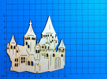 Lade das Bild in den Galerie-Viewer, Schloss aus Holz