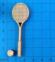 Lade das Bild in den Galerie-Viewer, Tennisschläger aus Holz