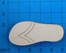 Lade das Bild in den Galerie-Viewer, Flip Flop aus Holz