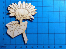 Lade das Bild in den Galerie-Viewer, Sonnenblume mit Stiel aus Holz