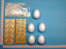 Lade das Bild in den Galerie-Viewer, kleine Eulen aus Styropor und Holz Frühjahrsdekoration basteln, Eulenbastelset, Holzbastelartikel, Deko mit Kindern gestalten, Eulen bemalen, Holzbastelzubehör, Bastelzubehör aus Holz, Bastelset für Kinder, Bastelideen für Kinder, Eulen malen mit Kinder, Bastelmaterial aus Holz, Eule basteln mit Styropor, Kindergeburtstagsbasteln, Styropor gestalten,   EEU 6204SB