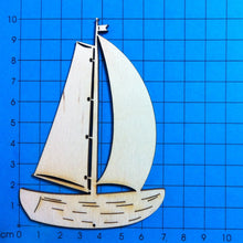 Lade das Bild in den Galerie-Viewer, Boot von hinten aus Holz