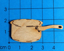 Lade das Bild in den Galerie-Viewer, Topf mit Stiel aus Holz