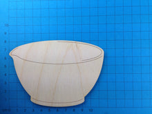 Lade das Bild in den Galerie-Viewer, Rührschüssel aus Holz